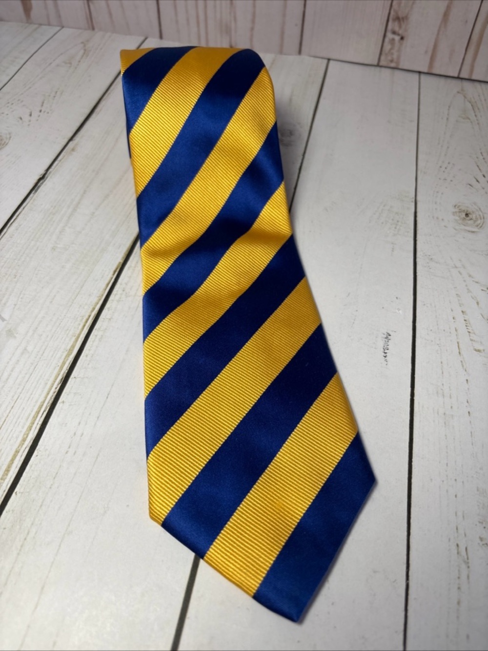 Charles Tyrwhitt Silk Tie Diagonal Striped Blue Gold Designer 3.5”x60”